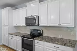 16873 W Woodlands Ave, Goodyear, AZ 85338 - Photo 9