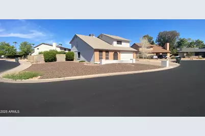 4930 W Torrey Pines Circle, Glendale, AZ 85308 - Photo 3