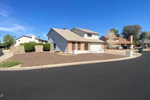 4930 W Torrey Pines Cir, Glendale, AZ 85308 - Photo 3