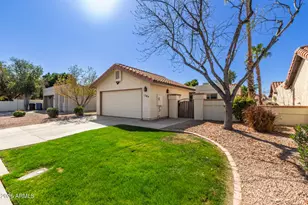 1384 N Carriage Ln, Chandler, AZ 85224 - Photo 3