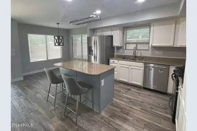 20918 N 37th Place, Phoenix, AZ 85050 - Photo 13