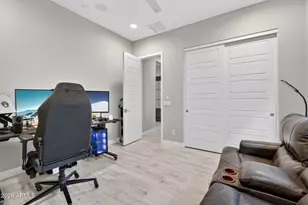 5721 E Scarlet St, Mesa, AZ 85215 - Photo 27