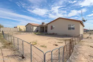 8210 W Concordia Dr, Arizona City, AZ 85123 - Photo 43