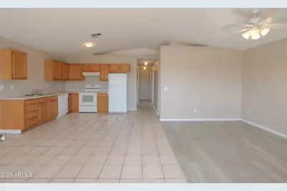 8210 W Concordia Drive, Arizona City, AZ 85123 - Photo 21