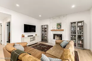 2106 E Friess Dr, Phoenix, AZ 85022 - Photo 3