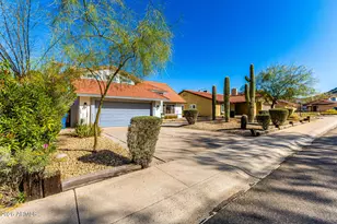 2106 E Friess Dr, Phoenix, AZ 85022 - Photo 39