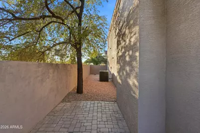 7527 S 13th Place, Phoenix, AZ 85042 - Photo 23
