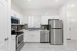 7527 S 13th Pl, Phoenix, AZ 85042 - Photo 9