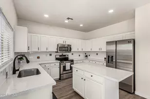 6009 S 15th Dr, Phoenix, AZ 85041 - Photo 5