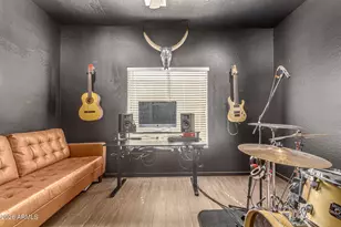 6009 S 15th Dr, Phoenix, AZ 85041 - Photo 11