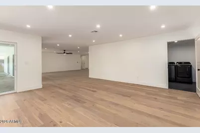 829 E Desert Park Lane, Phoenix, AZ 85020 - Photo 7