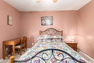 400 W Crofton St, Chandler, AZ 85225 - Photo 29