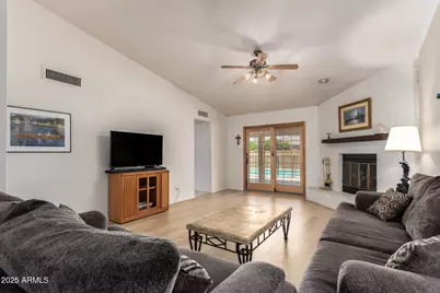 400 W Crofton Street, Chandler, AZ 85225 - Photo 11