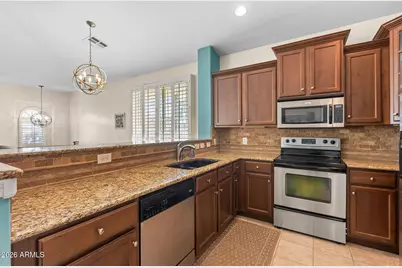 2641 S Bahama Drive S, Gilbert, AZ 85295 - Photo 25