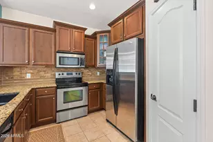 2641 S Bahama Dr S, Gilbert, AZ 85295 - Photo 31