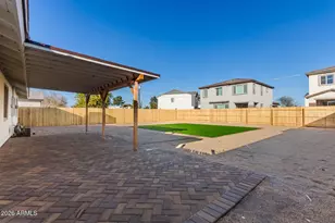 637 N Sunset Dr, Chandler, AZ 85225 - Photo 23