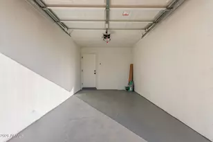 637 N Sunset Dr, Chandler, AZ 85225 - Photo 21