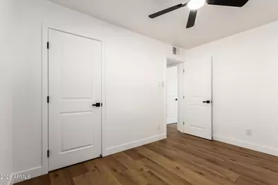 637 N Sunset Drive, Chandler, AZ 85225 - Photo 13