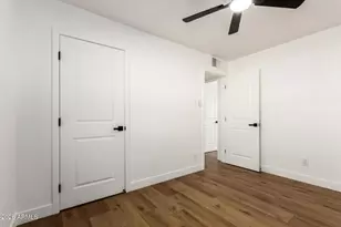 637 N Sunset Dr, Chandler, AZ 85225 - Photo 13