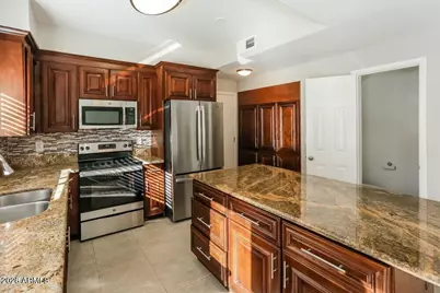 4533 E Annette Drive, Phoenix, AZ 85032 - Photo 9