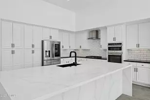 22423 N 54th Pl, Phoenix, AZ 85054 - Photo 39