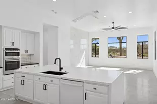 22423 N 54th Pl, Phoenix, AZ 85054 - Photo 45