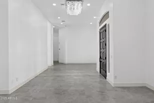 22423 N 54th Pl, Phoenix, AZ 85054 - Photo 29