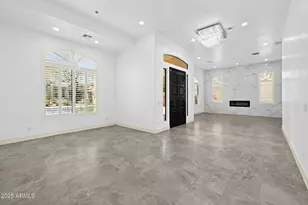 22423 N 54th Pl, Phoenix, AZ 85054 - Photo 27