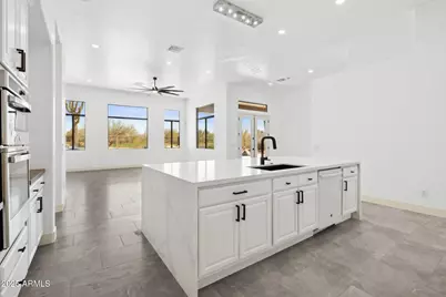 22423 N 54th Place, Phoenix, AZ 85054 - Photo 51