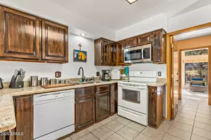 4449 E Moonshadow Ln, Flagstaff, AZ 86004 - Photo 11