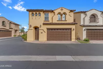 3345 E Pinchot Avenue #12, Phoenix, AZ 85018 - Photo 1