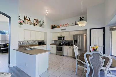 4204 E Alder Avenue, Mesa, AZ 85206 - Photo 3