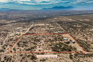 1886 E Robins Roost Trail, Huachuca City, AZ 85616 - Photo 1