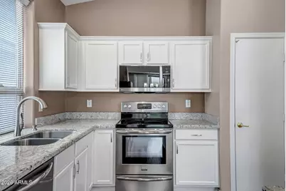 18145 W Buena Vista Drive, Surprise, AZ 85374 - Photo 5