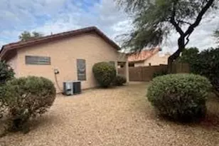 4621 E Abraham Ln, Phoenix, AZ 85050 - Photo 5