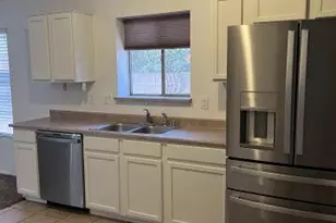 4621 E Abraham Ln, Phoenix, AZ 85050 - Photo 5