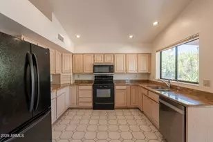 17134 E Parlin Dr, Fountain Hills, AZ 85268 - Photo 3