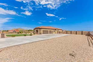 6786 W Gelding Ln, Coolidge, AZ 85128 - Photo 5