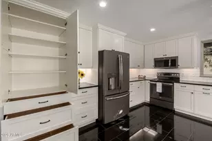 2236 W Kiowa Cir, Mesa, AZ 85202 - Photo 9