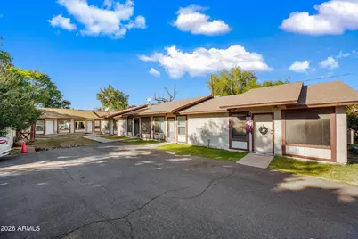 520 W Clark Street #10, Mesa, AZ 85201 - Photo 1
