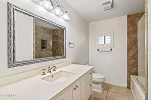 2055 W Edgemont Ave, Phoenix, AZ 85009 - Photo 9