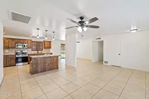 2055 W Edgemont Ave, Phoenix, AZ 85009 - Photo 5