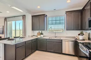 16382 W Weeping Willow Rd, Phoenix, AZ 85001 - Photo 5