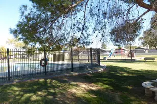 1024 W Malibu Dr, Tempe, AZ 85282 - Photo 25