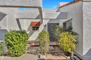 13813 N 43rd St, Phoenix, AZ 85032 - Photo 3