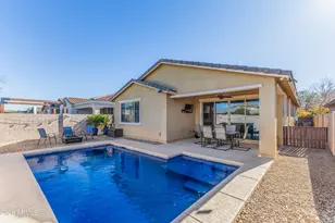 554 W Rainbow Bridge Ln, San Tan Valley, AZ 85140 - Photo 1