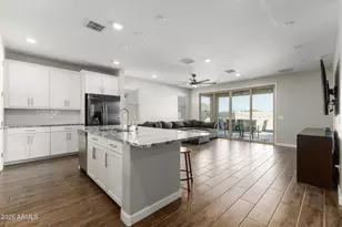 554 W Rainbow Bridge Ln, San Tan Valley, AZ 85140 - Photo 7