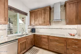 2409 E Hiddenview Dr, Phoenix, AZ 85048 - Photo 15