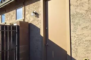 4049 S 185th Ave, Goodyear, AZ 85338 - Photo 33