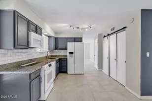 6318 S College Ave, Tempe, AZ 85283 - Photo 7